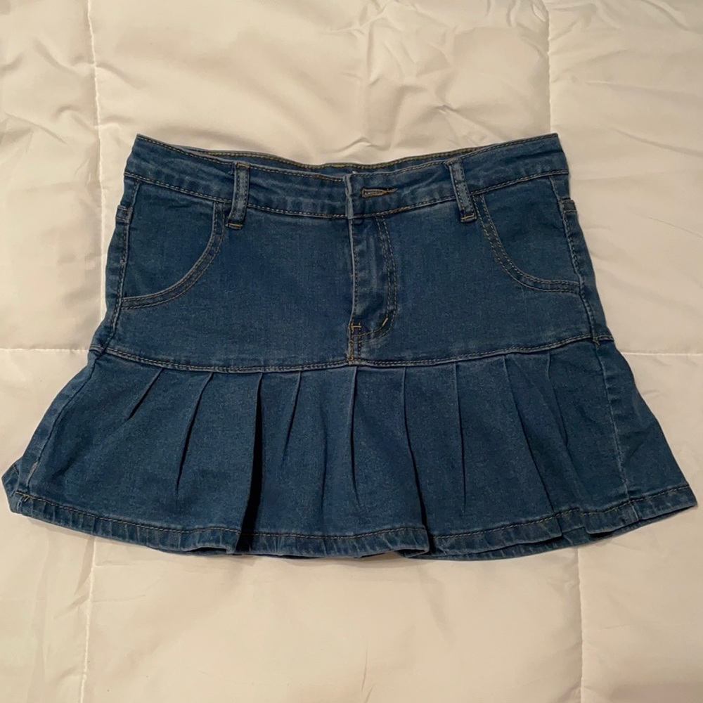 Pleated Denim Mini Skirt